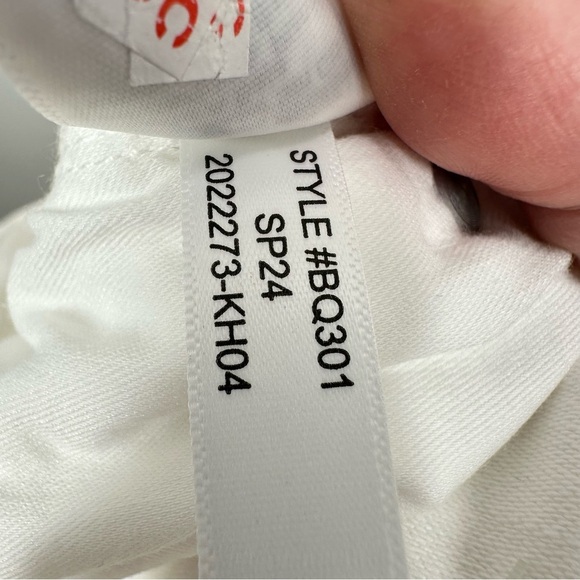 J. Crew Women's Size 31 9" demi-boot crop jean in‎ white wash NWOT Preppy Summer - Picture 8 of 8